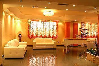 Luxor Hotel
